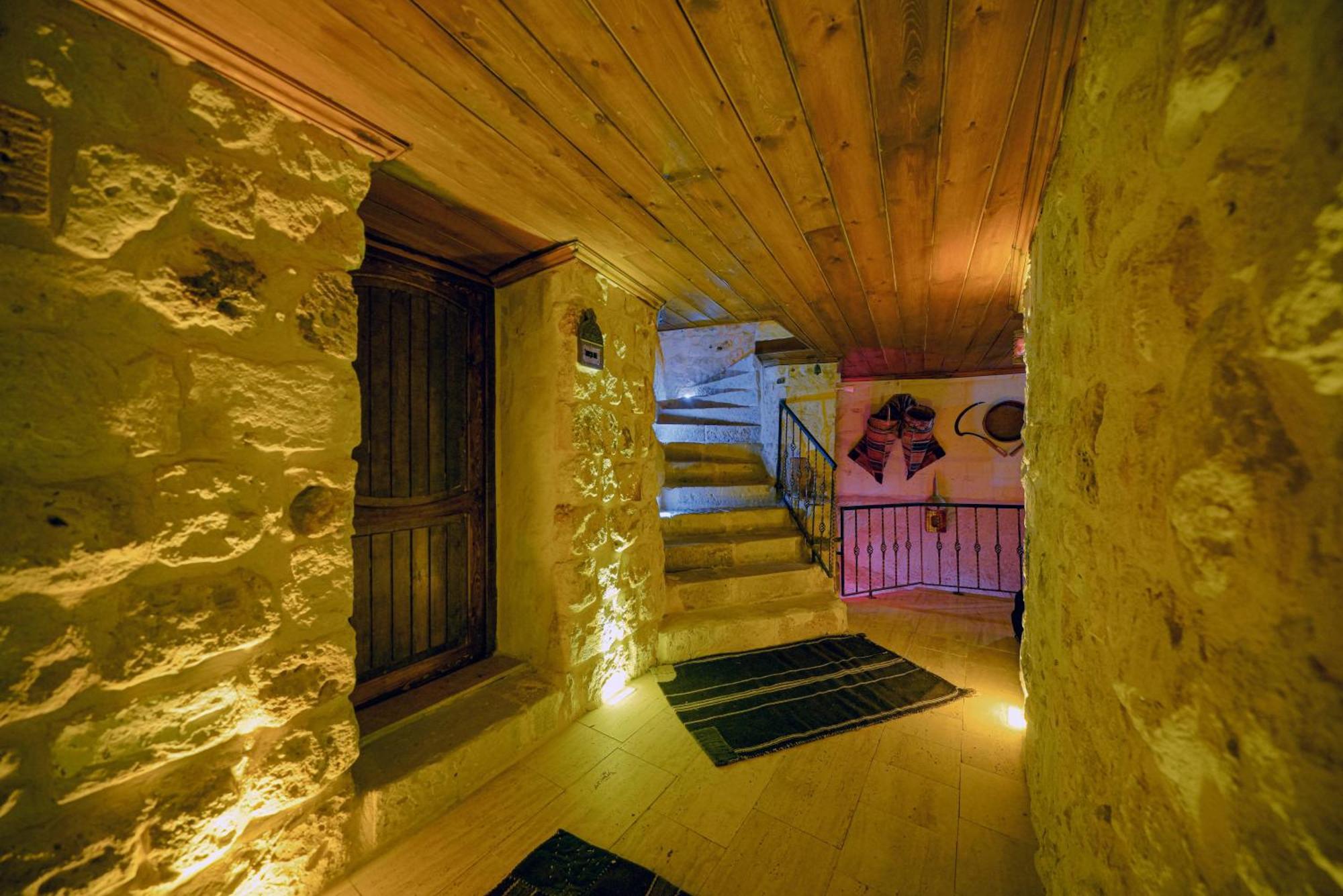Babili Cappadocia Cave Невшехір
